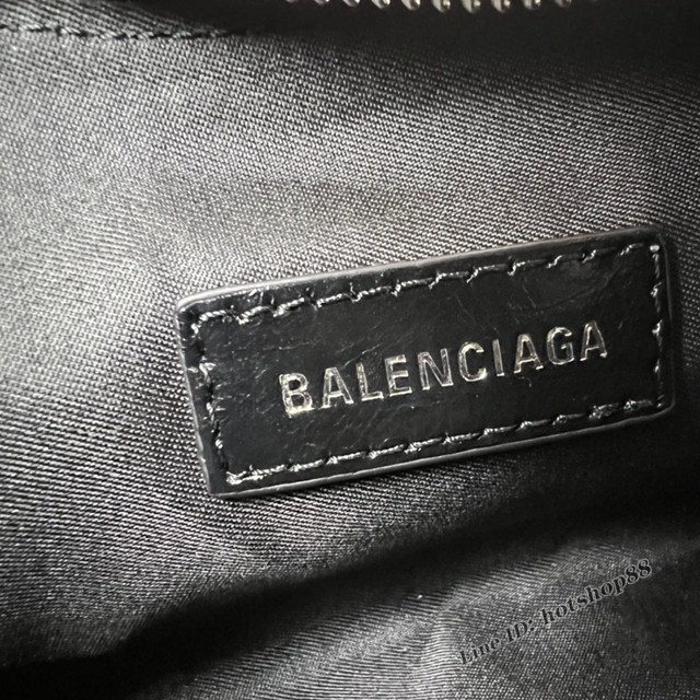 Balenciaga專櫃爆款Le Cagole半月牙腋下包餃子包 巴黎世家經典小號爆裂黑鱷金機車包 fyj1085